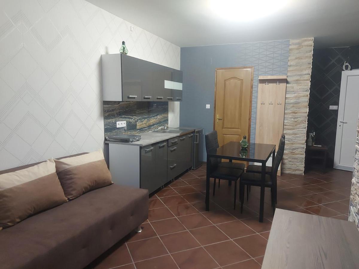 Anikó Szállás Baja Exterior foto